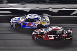 A.J. Allmendinger, JTG Daugherty Racing Chevrolet Camaro, Austin Dillon, Richard Childress Racing Ch