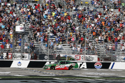 Kevin Harvick, Stewart-Haas Racing with Biagi-Denbeste Racing, Hunt Brothers Pizza Ford Mustang take