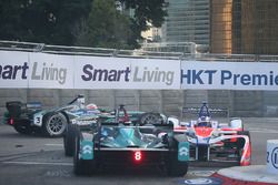 Felix Rosenqvist, Mahindra Racing, Luca Filippi, NIO Formula E Team crash