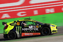 Валентино Россі, Карло Кассіна, Ford Fiesta WRC