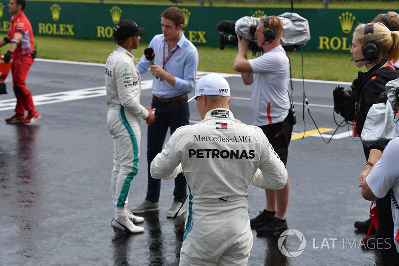 Lewis Hamilton, Mercedes-AMG F1 talks with Paul di Resta, Sky TV and Valtteri Bottas, Mercedes-AMG F1 in parc ferme