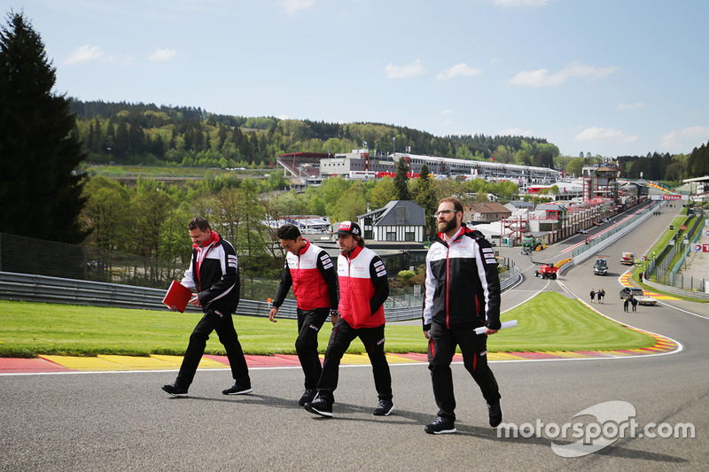 Fernando Alonso, Kazuki Nakajima, Toyota Gazoo Racing