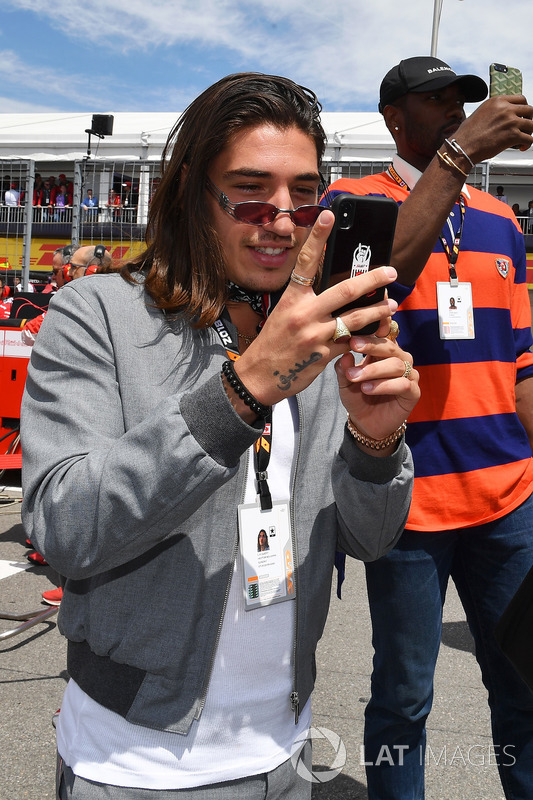 Hector Bellerin, Footballer on the grid