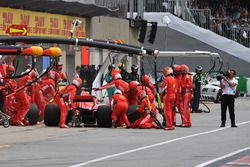 Пит-стоп: Себастьян Феттель, Ferrari SF71H