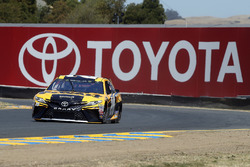 Erik Jones, Joe Gibbs Racing, Toyota Camry DeWalt