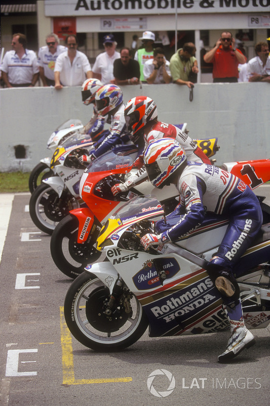 Start zum GP Malaysia 1992 in Shah Alam: Mick Doohan, Wayne Rainey, Daryl Beattie