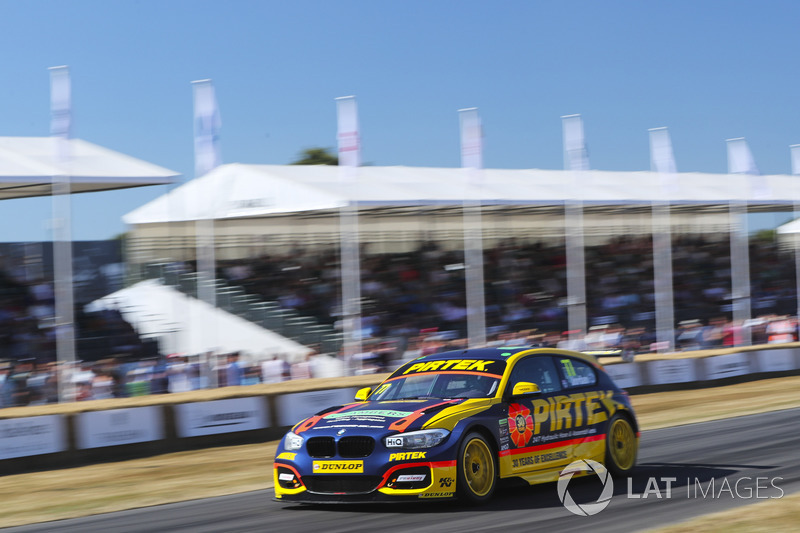 Andrew Jordan, BMW 125i M Sport (52,58 detik)