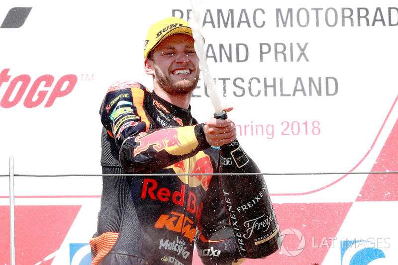 Podio: il vincitore della gara Brad Binder, Red Bull KTM Ajo Moto2