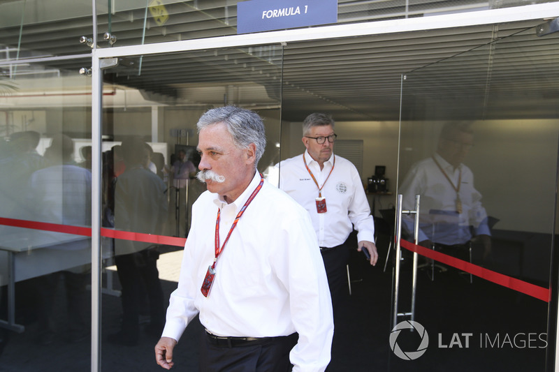 Chase Carey, directeur exécutif du Formula One Group et Ross Brawn, directeur de la compétition du Formula One Group