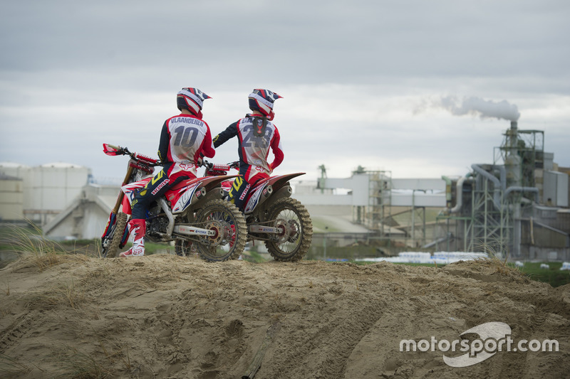 Calvin Vlaanderen dan Tim Gajser, Team HRC