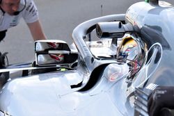 Lewis Hamilton, Mercedes AMG F1 W09 spiegel