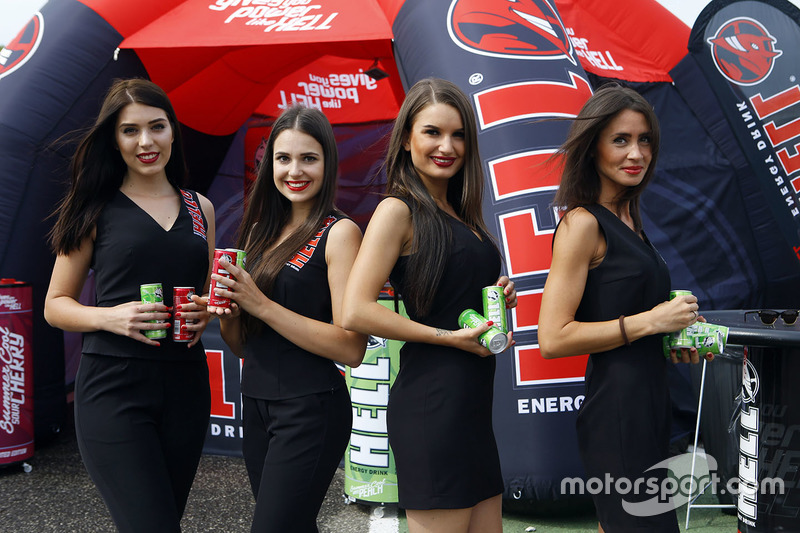 Chicas de la parrilla