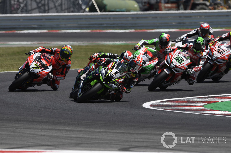 Jonathan Rea en tête au départ