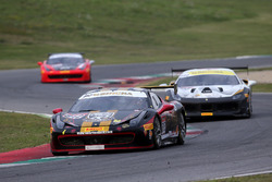 #812 Cornes Osaka Ferrari 458: Sky Chen