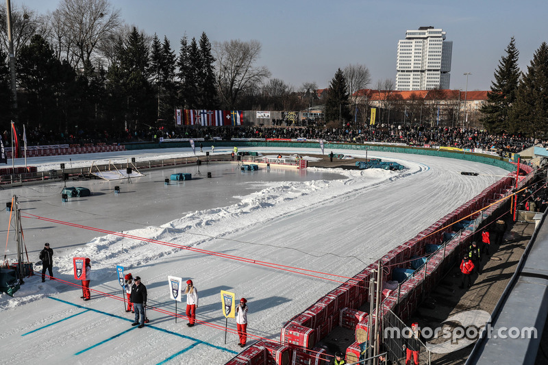 Третий этап Ice Speedway Gladiators-2018 прошел на искусственном льду стадиона «Хорст Дом» в Берлине – последней «исторической» арене в календаре чемпионата