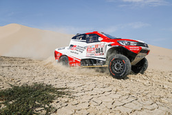 #304 Toyota Gazoo Racing Toyota Hilux: Giniel de Villiers, Dirk von Zitzewitz