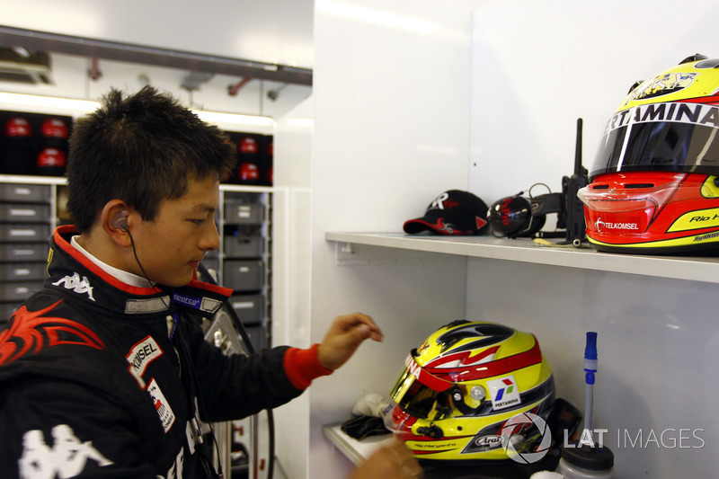 Rio Haryanto, Virgin Racing
