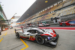 #1 Porsche Team Porsche 919 Hybrid: Neel Jani, Andre Lotterer, Nick Tandy