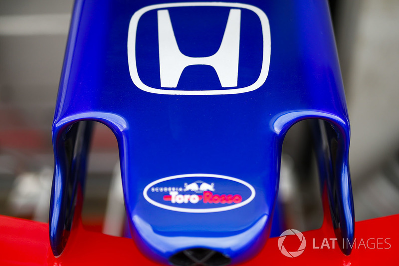 The nose of the Toro Rosso STR13