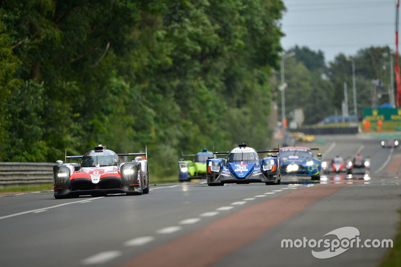 #8 Toyota Gazoo Racing Toyota TS050: Себастьян Буемі, Казукі Накадзіма, Фернандо Алонсо