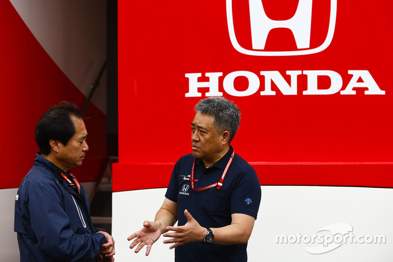 Технический директор Honda F1 Тойохару Танабе и генеральный менеждер Honda Motorsport Масаси Ямамото