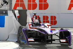 Accident pour Alex Lynn, DS Virgin Racing
