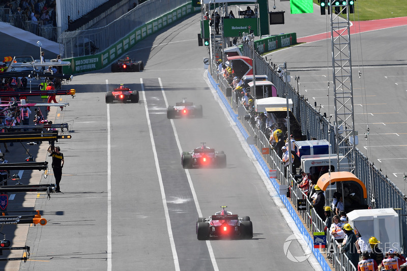 Aksi pit lane