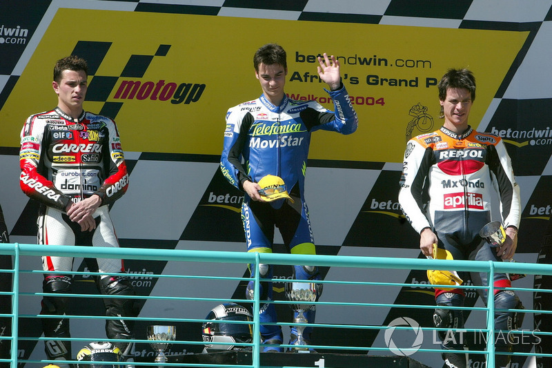 2004: GP de Sudáfrica: debut en 250cc con victoria