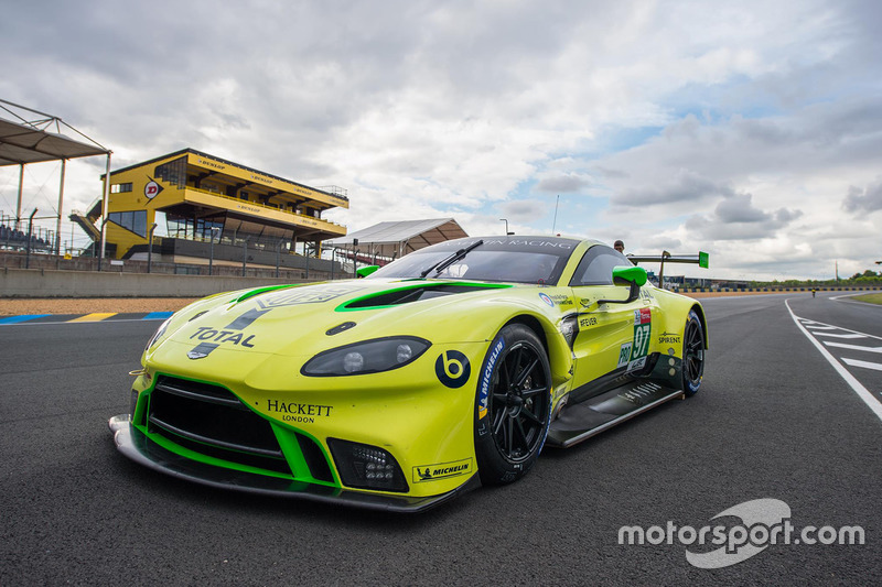 #97 Aston Martin Racing Aston Martin Vantage AMR: Alex Lynn, Maxime Martin, Jonathan Adams