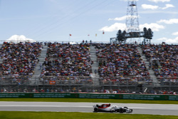 Charles Leclerc, Sauber C37.