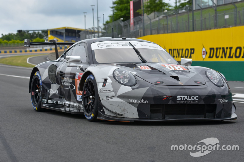 #88 Dempsey Proton Competition Porsche 911 RSR