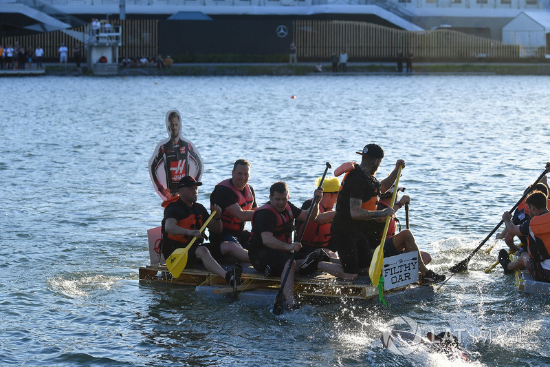 Haas F1 at the raft race