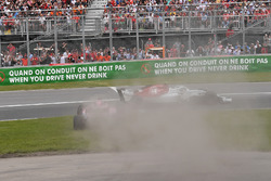 Sergio Perez, Force India VJM11 en tête-à-queue