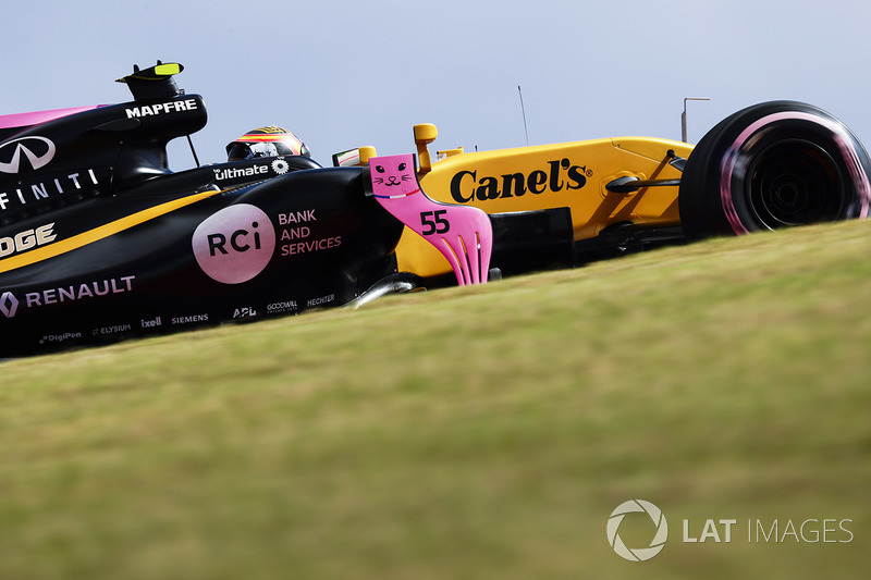 "Pussicat" en el Renault Carlos Sainz