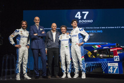 I piloti Roberto Lacorte, Giorgio Sernagiotto e Andrea Belicchi con la Dallara Gibson LMP2