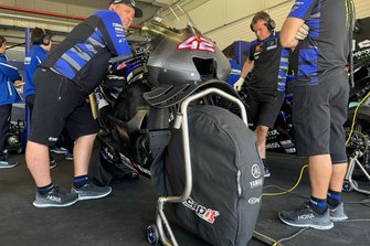 Yamaha YZR-M1 dirancang oleh Alex Rins, Tim Balap Pabrik Yamaha 
