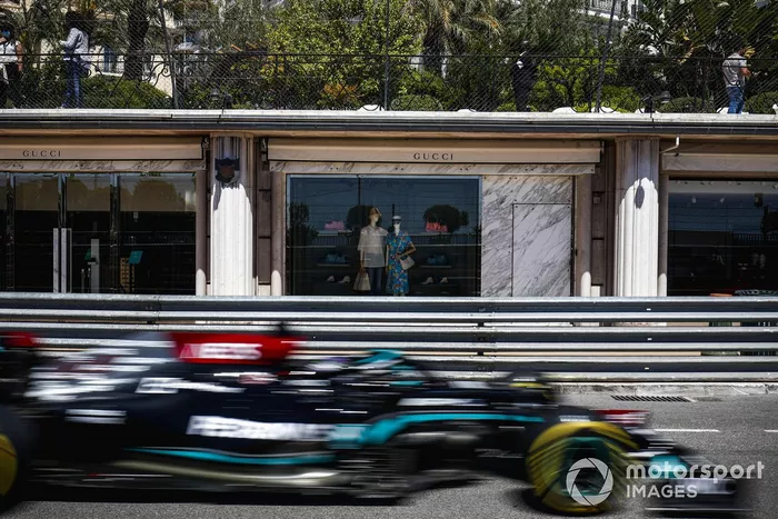 Lewis Hamilton, Mercedes W12