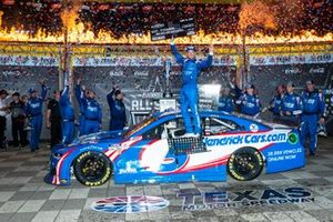 Kyle Larson, Hendrick Motorsports, Chevrolet Camaro HendrickCars.com wins the All-Star Race and $1 million