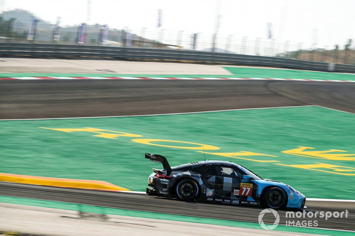 #77 Dempsey-Proton Racing Porsche 911 RSR - 19: Christian Ried, Jaxon Evans, Matt Campbell