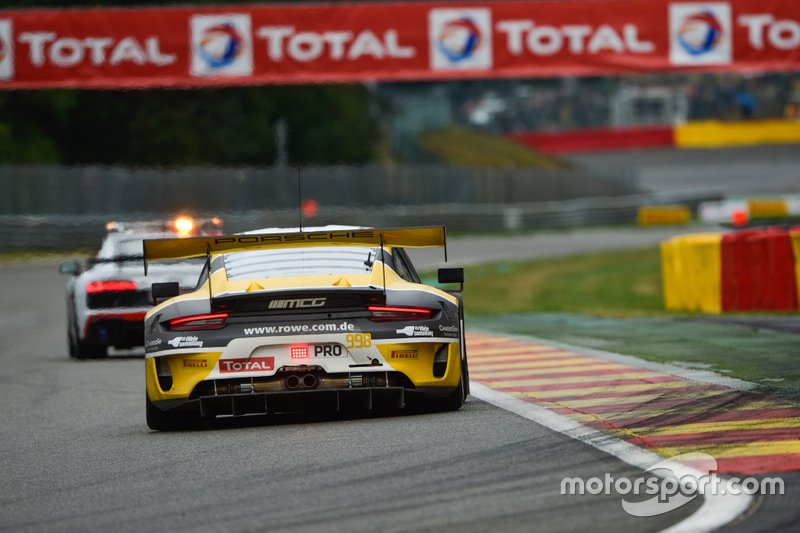 #998 ROWE Racing Porsche 911 GT3 R: Frédéric Makowiecki, Patrick Pilet, Nick Tandy