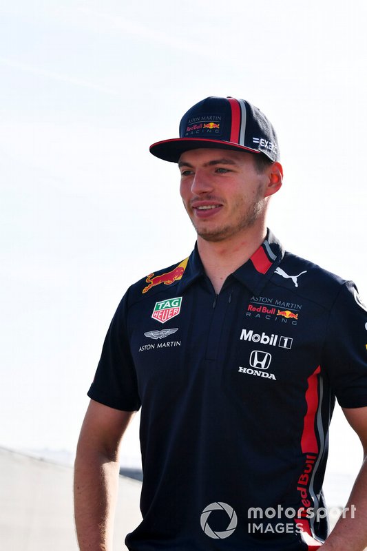 Max Verstappen, Red Bull Racing, arriva al circuito