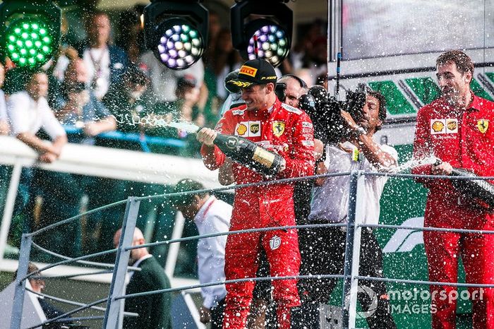 Podio: ganador Charles Leclerc, Ferrari