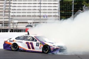  Denny Hamlin, Joe Gibbs Racing, Toyota Camry FedEx Express