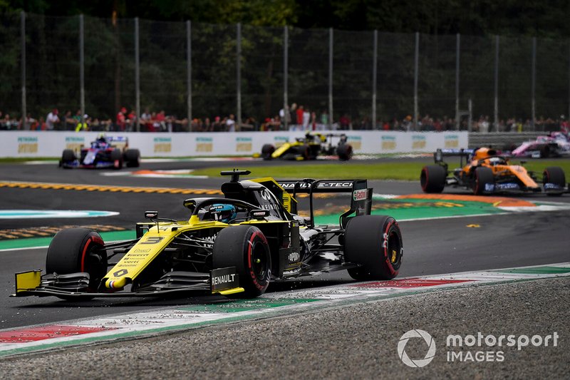 Daniel Ricciardo, Renault F1 Team R.S.19