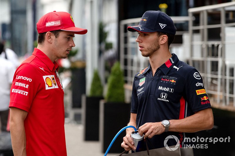 Charles Leclerc, Ferrari y Pierre Gasly, Red Bull Racing