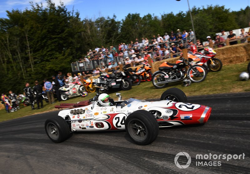 Lola T90 Ian Beatty