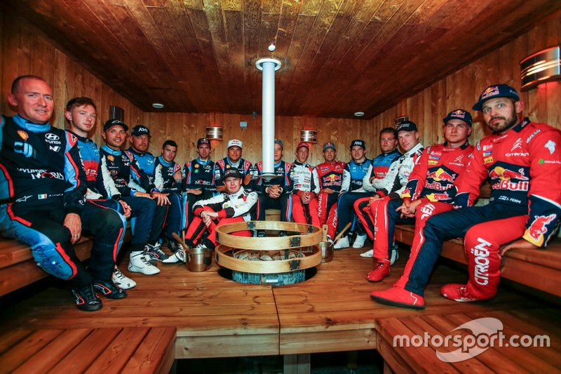 Pilotos en el sauna