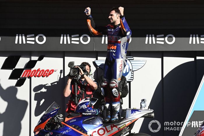 El ganador del GP de Portugal 2020, Miguel Oliveira, Red Bull KTM Tech 3