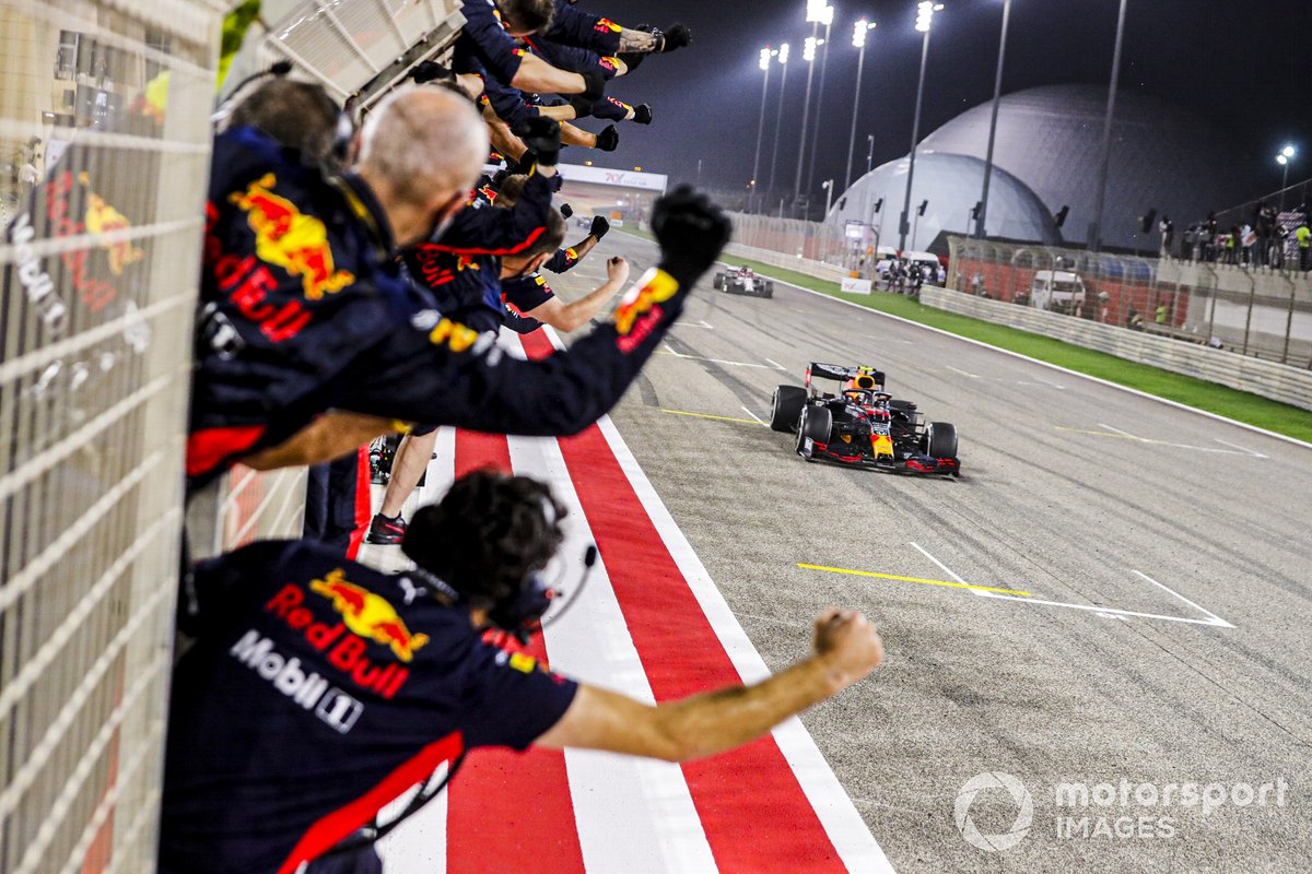 Alex Albon, Red Bull Racing RB16 crosses the finish line