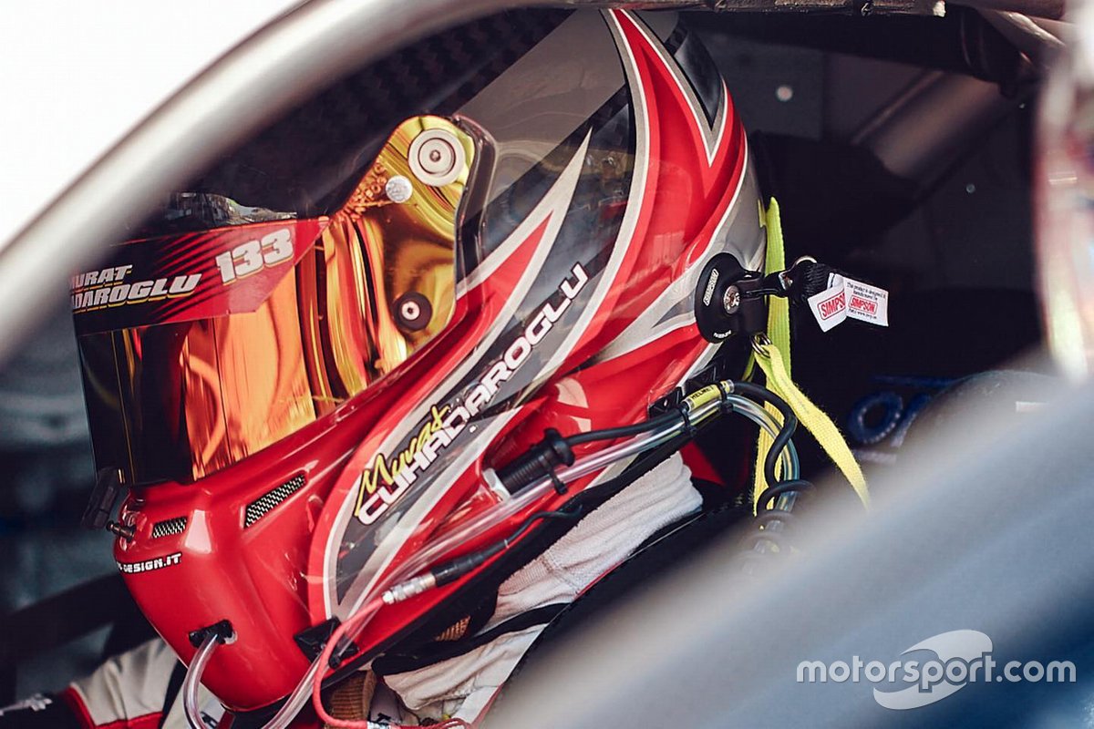 #27 Kessel Racing, Ferrari 488 GT3: Murat Cuhadaroglu